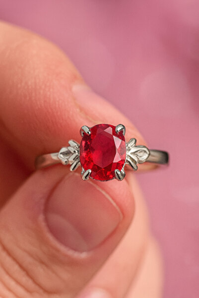 Gofeel Kırmızı Taşlı Premium Stil Kadın Yüzük