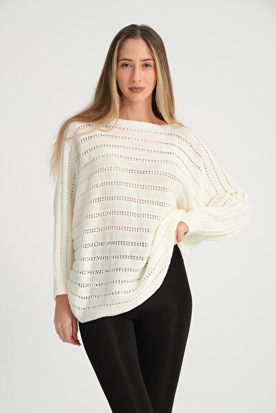 della moor Women's White Italian Perforated Bat Sleeve Knitwear Sweater