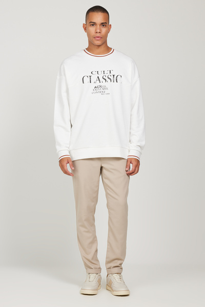 AC&Co / Altınyıldız Classics Off-White Oversized Loose Fit Cotton Sweatshirt with Fleece Inside and 3 Thread Crew Neck