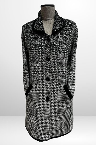 By Saygı Women's Buttoned Front Houndstooth Patterned Large Size Knitwear Coat with Pockets