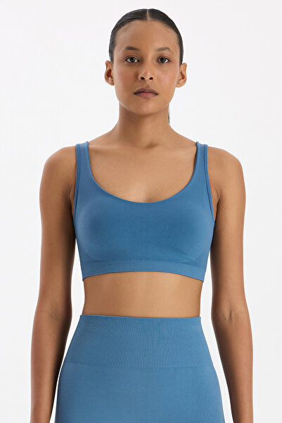 COMEUP Sutien sport căptușit cu detaliu curea pentru spate, albastru Cosmos