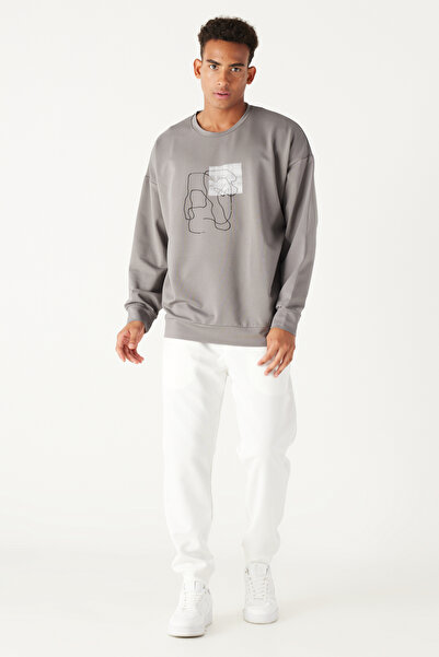 AC&Co / Altınyıldız Classics Gray Oversized Loose Cut Crew Neck Front Printed Cotton Sweatshirt