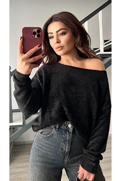 Oslove Black low shoulder bearded sweater