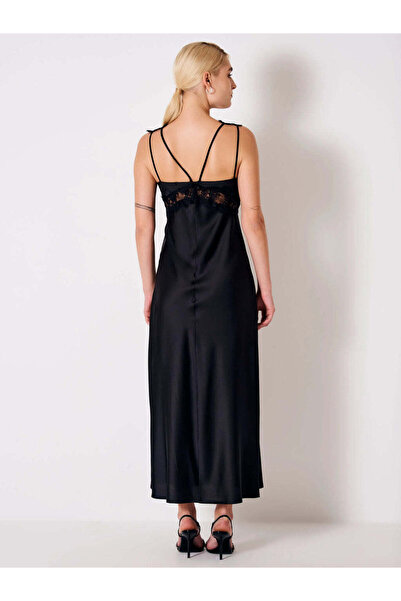 Vicolo Long satin dress with lace details