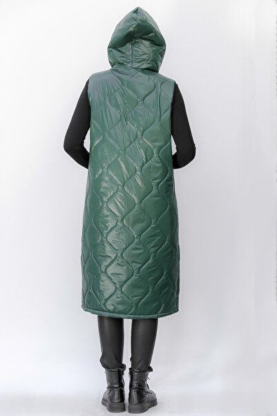 della moor Women's Green Italian Quilted Hooded Oversize Puffer Long Vest