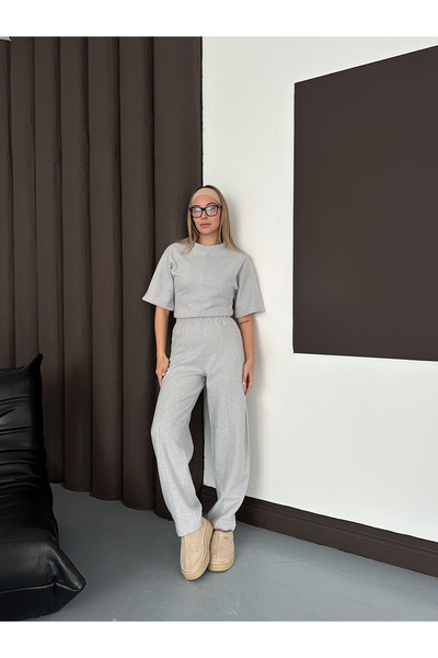 LE CARAMBOLE Women's Grey Crew Neck Short Sleeve Crop Blouse Pants Two Piece Set