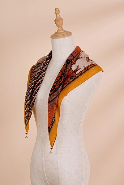 Rumon Magnetic Double-Sided Horse Figured Mixed Pattern Square Scarf