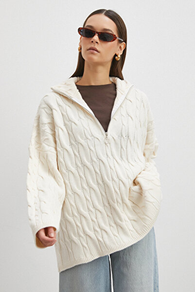 Never more Πλεκτό πουλόβερ με μισό φερμουάρ εκρού