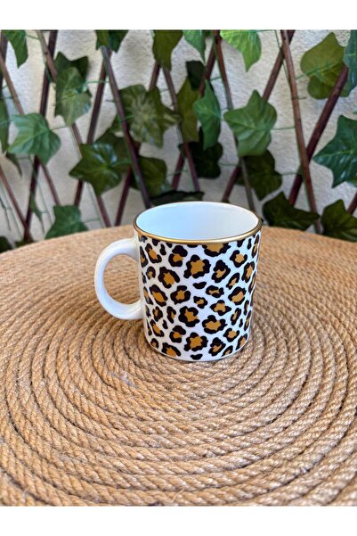 GÜRCÜGLASS Leopard Model Porcelain Mug Cup.