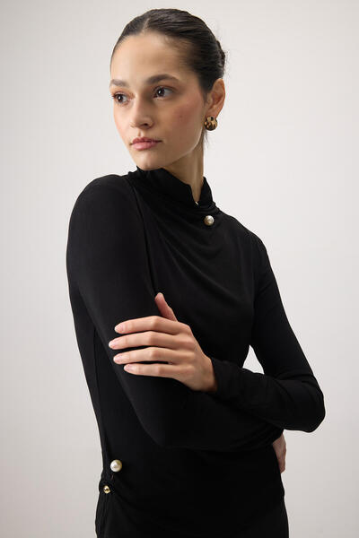 Touché Privé Long Sleeve Blouse with Buckle