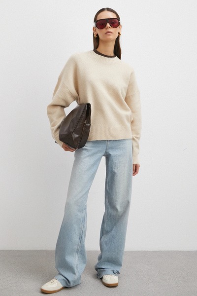 Never more High Waist Raw Hem Straight Jean Ice Blue