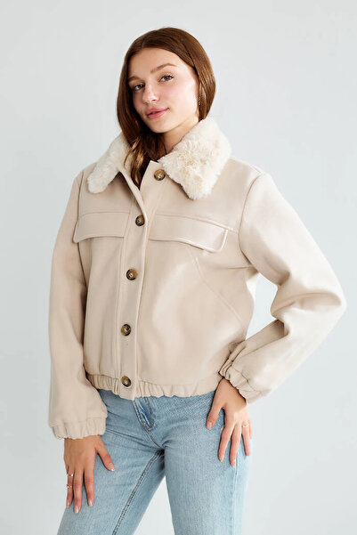 cemo Buttoned Short Faux Leather Jacket with Lamb Fur Collar