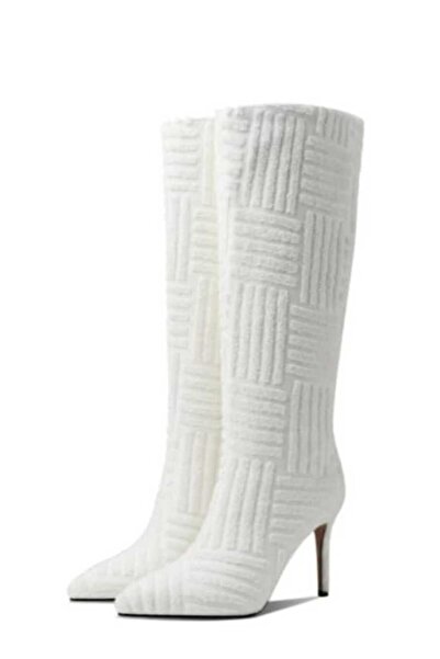 IQUONIQ sivri burun diz üstü bot