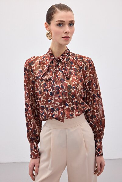 Sateen Scarf Detailed Blouse - Burgundy