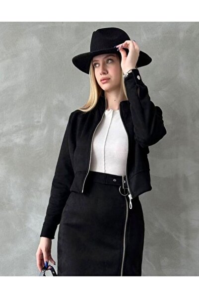 aura7 collection سترة عصرية من جلد الغزال بسحاب وكم قصير مع أزرار على الأكمام