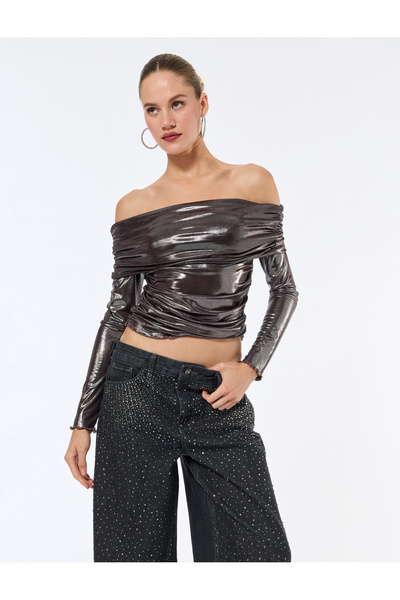 Koton Μακρυμάνικη μπλούζα ντραπέ με μεταλλική λάμψη με ανοιχτό ώμο