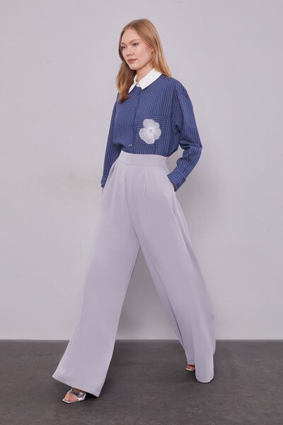 Levidor Gri Pile Detaylı Bol Paça Pantolon