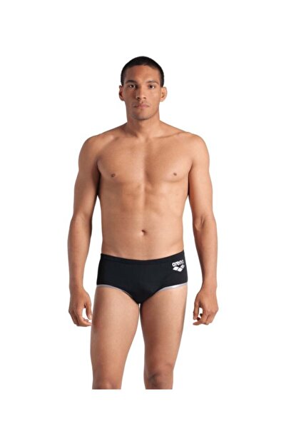 ARENA شورت رجالي قصير بخصر منخفض وشعار كبير