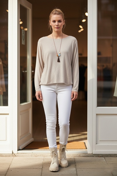 Chiccy Italian Beige Pool Neck Long Sleeve Slim Collar Casual Knitwear Blouse 70 65