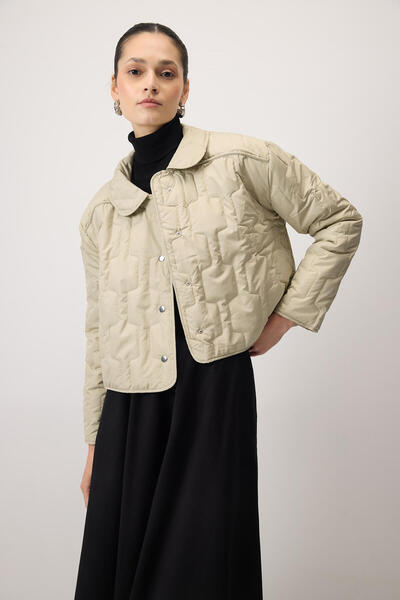 Touché Privé TIE DETAILED QUILTED JACKET