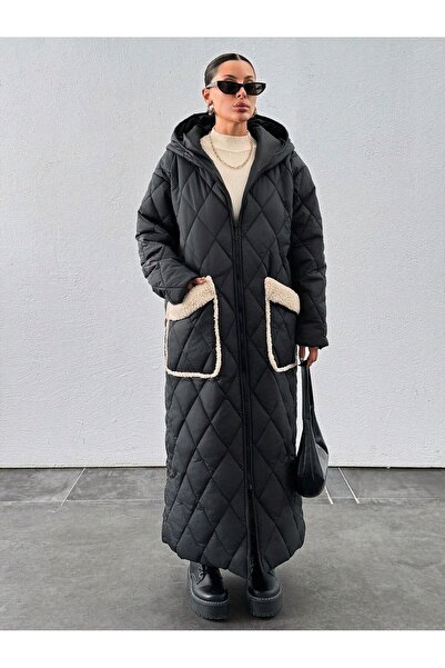 FASHION Kadın Kapüşonlu Baklava Desenli Peluş Cep Detaylı Uzun Kapitone Mont