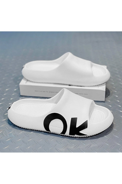 Without a mark OK Men's Slippers - Stylish EVA slippers with a soft, non-slip sole