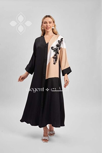 Elegent Elegant geometric embroidery jalabiya in black and beige