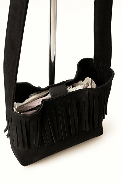 HBS Bag with Tassel Detail Handle Bag 1900