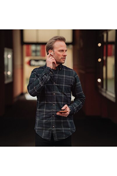 Green Lion Dynamic Duo Ultimate 41 Smart Watch & Earbuds Pro 2 (Black/White)