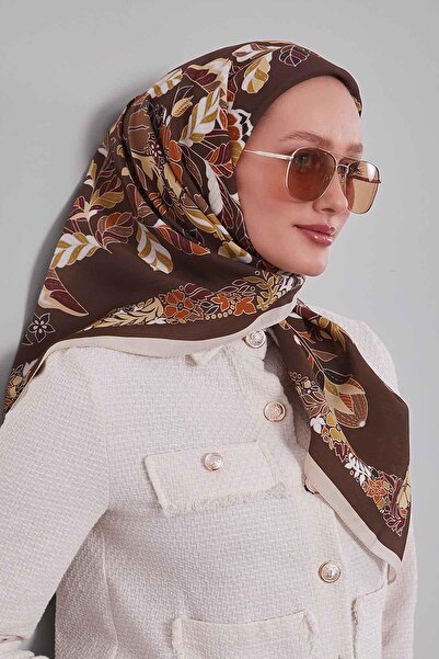 Levidor Cream Floral Leaf Pattern Aura Scarf