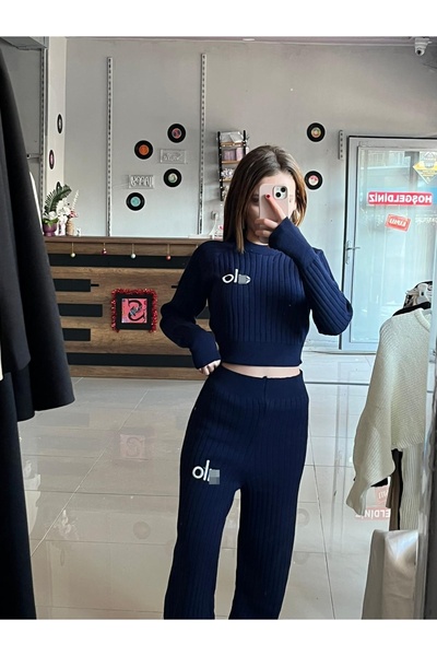 Sublime Butik Set de tricotaje brodate albastru marin pentru femei, pulover ș...