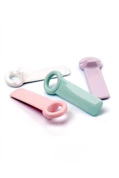 Arives 4 قطع من الجرار البلاستيكية الملونة وفتاحة أغطية الزجاجات