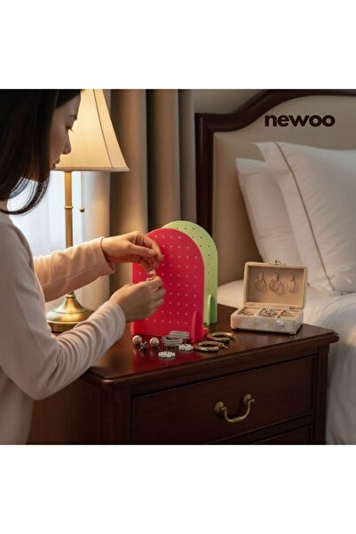 newoodesign Earring and Jewelry Stand: Bring Elegance and Organization Together