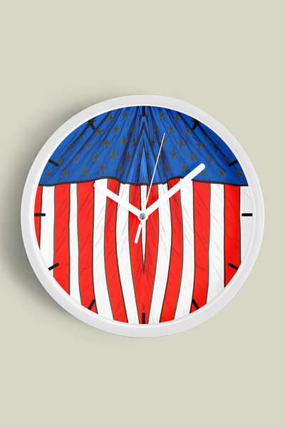 JHAAR ساعة حائط حديثة بتصميم العلم الأمريكي - 25 سم - هيكل أبيض مع زجاج أمامي...