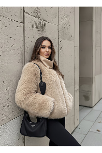 Friday Mood Women's Leather Detailed Mock Neck Fur