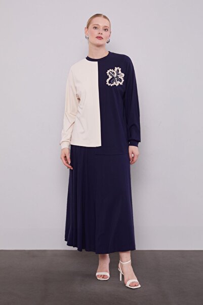 Levidor Navy Blue Two-Tone Asymmetrical Skirt Suit