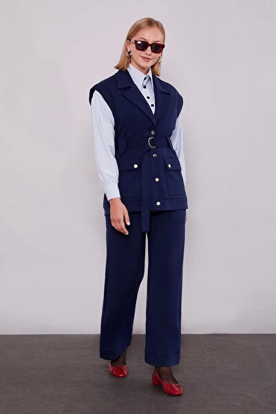 Levidor Navy Blue Metal Belt Detailed Double Suit