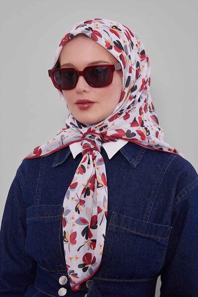 Levidor Red Flower Pattern Soft Scarf