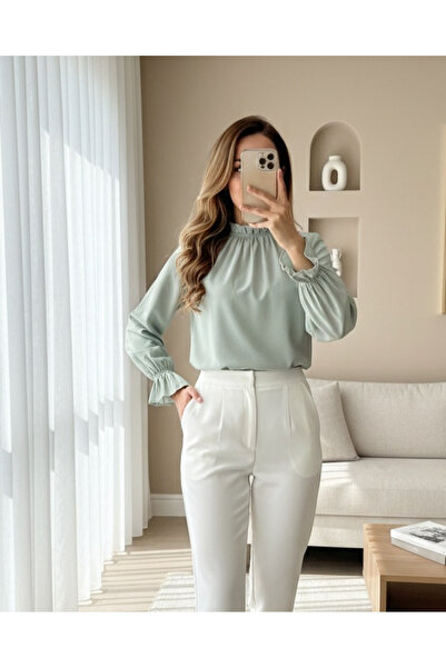 MissRunin Yakası Büzgülü Bluz