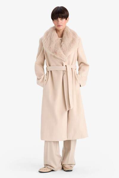 DeFacto Regular Fit Faux Fur Collar Belted Cashmere Long Coat F2811Ax25Wn