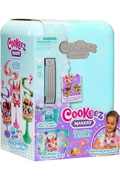 Cookeez Makery Freezy Cakez Fridge - Mix & Decorate Interactive Scented Plush
