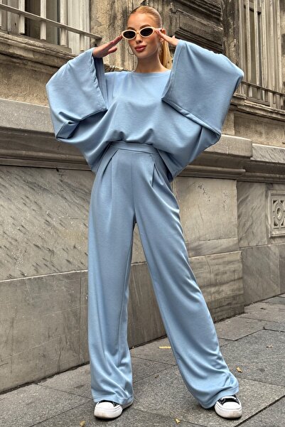 VAGGON Oversized Double Set with Wide Sleeve Detail