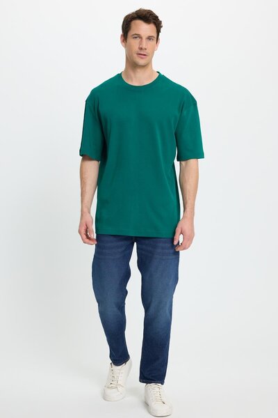 Tudors Unisex Oversize Wide Cut 100% Cotton Soft Textured Basic Crew Neck Green T-Shirt