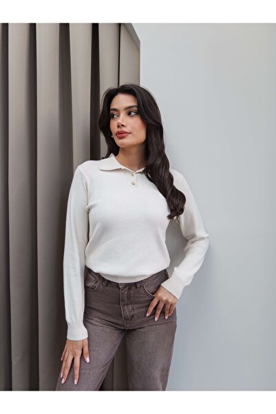 ESRAHELVACI Polo Neck Half Button Sweater