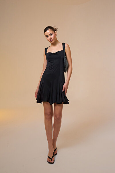 Mozto Sidra Black Flared Mini Dress