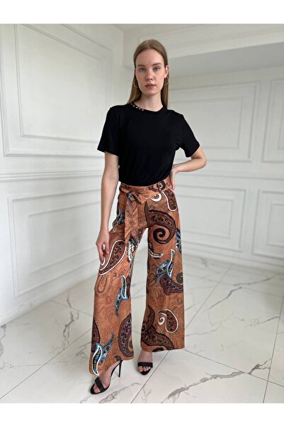 Leina Patterned Classic Pants