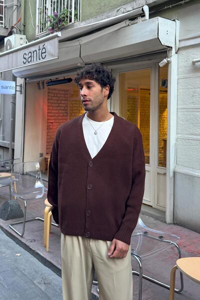 Flaw Wear Button Detail Oversize Knit Cardigan