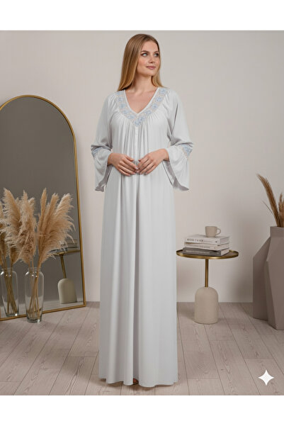 Maison Emarat Night Gown