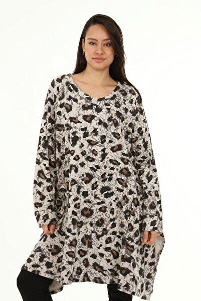 della moor Women's Plus Size Beige Italian Leopard Print Asymmetrical Cut Tunic