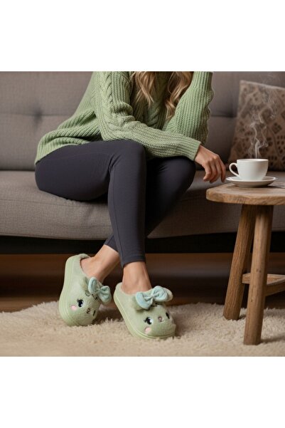OEM Fluffy and fun slippers for women, for indoors or short outings, L679
